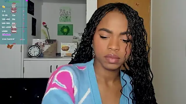 Snapshot of Marce_22 chatting on 12.14.24 Marce 22 online show from 12.14.24