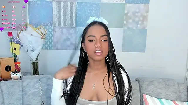 Snapshot of Marce_22 chatting on 03.15.25 Marce 22 online show from 03.15.25