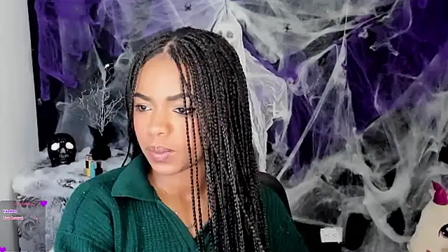 Snapshot of Marce_22 chatting on 10.19.25 Marce 22 online show from 10.19.25
