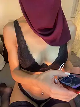 Beautiful arab online show from 01.04.25