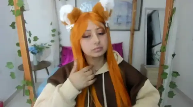 Snapshot of lussyevans24 chatting on 02.14.25 lussyevans24 online show from 02.14.25