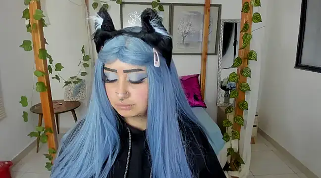 Snapshot of lussyevans24 chatting on 02.27.25 lussyevans24 online show from 02.27.25