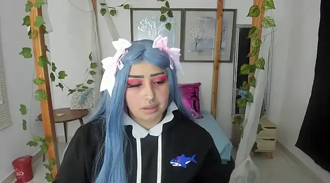 Snapshot of lussyevans24 chatting on 03.03.25 lussyevans24 online show from 03.03.25