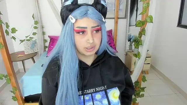 Snapshot of lussyevans24 chatting on 03.07.25 lussyevans24 online show from 03.07.25