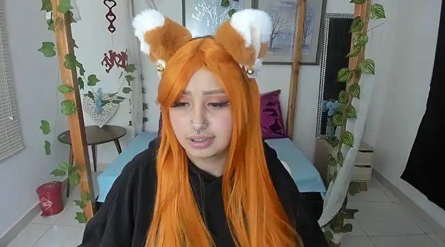 Snapshot of lussyevans24 chatting on 03.09.25 lussyevans24 online show from 03.09.25