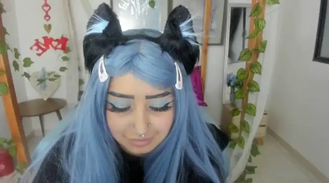 Snapshot of lussyevans24 chatting on 03.10.25 lussyevans24 online show from 03.10.25