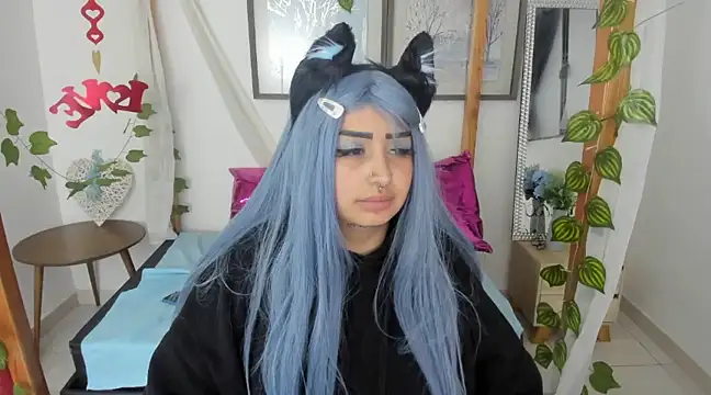 Snapshot of lussyevans24 chatting on 03.10.25 lussyevans24 online show from 03.10.25