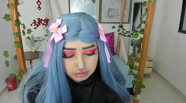 Snapshot of lussyevans24 chatting on 03.11.25 lussyevans24 online show from 03.11.25