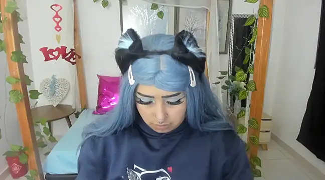 Snapshot of lussyevans24 chatting on 03.13.25 lussyevans24 online show from 03.13.25