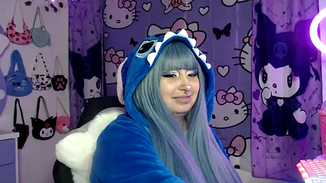 Snapshot of lussyevans24 chatting on 09.10.25 lussyevans24 online show from 09.10.25