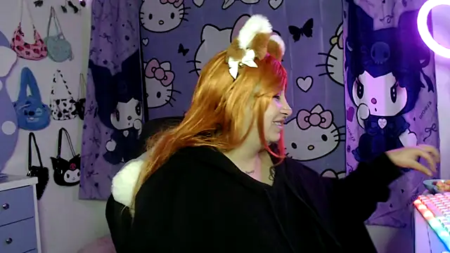 Snapshot of lussyevans24 chatting on 09.29.25 lussyevans24 online show from 09.29.25