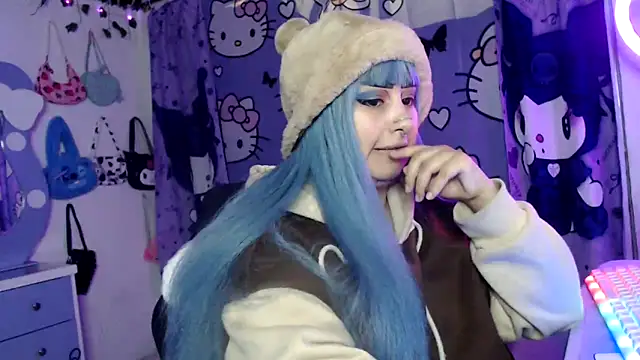 Snapshot of lussyevans24 chatting on 10.13.25 lussyevans24 online show from 10.13.25