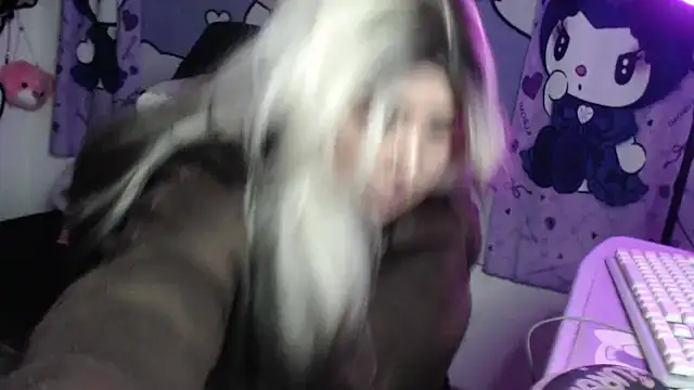lussyevans24 online show from 05.28.26