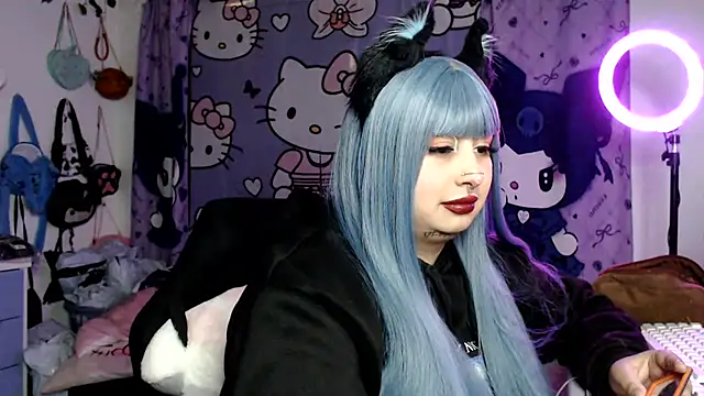 lussyevans24 online show from 07.17.26