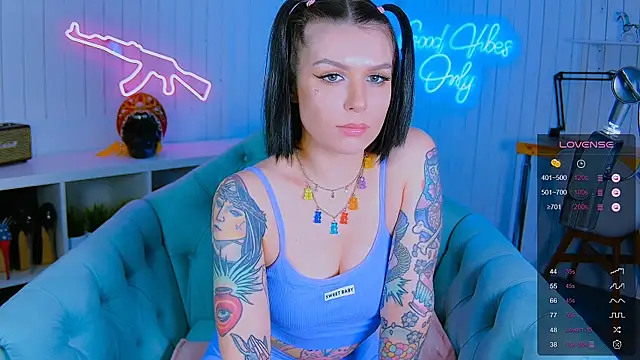 My toys pink online show from 01.31.25