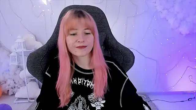 LexiWenford online show from 02.07.25