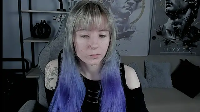 LexiWenford online show from 10.31.25