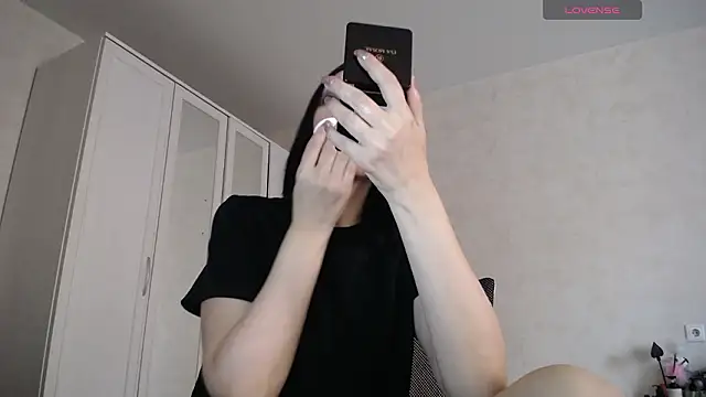 Devil Goddess online show from 01.19.26