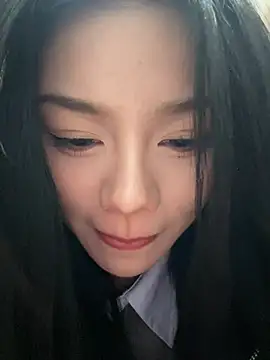 Snapshot of Asia-Melody chatting on 03.19.25 Asia-Melody online show from 03.19.25