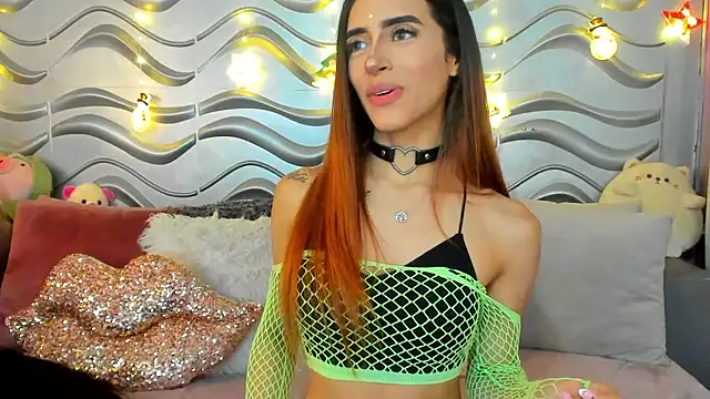 StormiRusso online show from 12.23.24