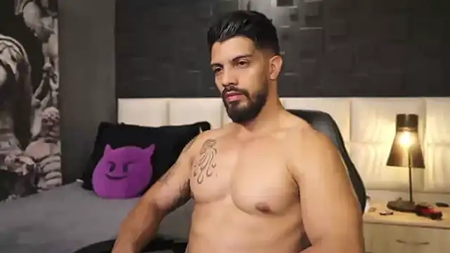 DannSaenz online show from 02.21.25