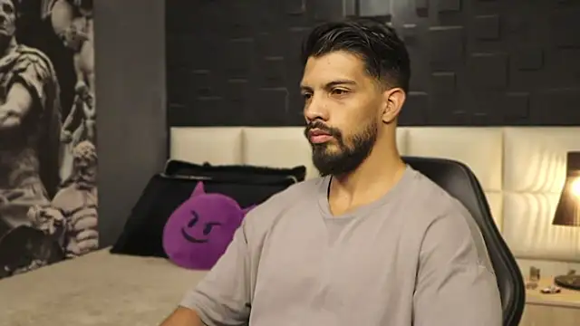 DannSaenz online show from 02.25.25