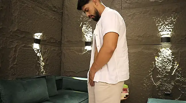 DannSaenz online show from 03.02.25