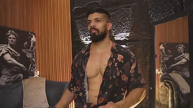 DannSaenz online show from 10.10.25