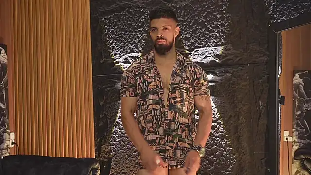 DannSaenz online show from 10.16.25