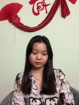 Maeve2k5 online show from 01.23.25