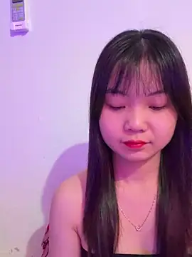 Maeve2k5 online show from 11.06.25