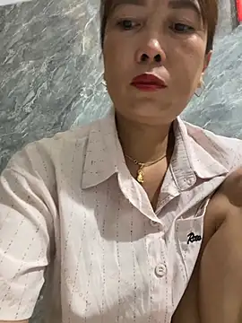 Linaannn online show from 05.13.26