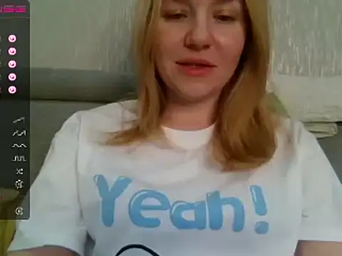 Snapshot of urbadkitty chatting on 01.06.25 urbadkitty online show from 01.06.25