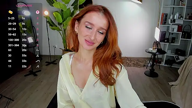 Snapshot of OmeliaDior chatting on 02.01.26 OmeliaDior online show from 02.01.26