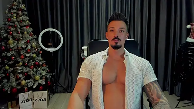 Snapshot of HaydenSpearss chatting on 12.15.25 HaydenSpearss online show from 12.15.25