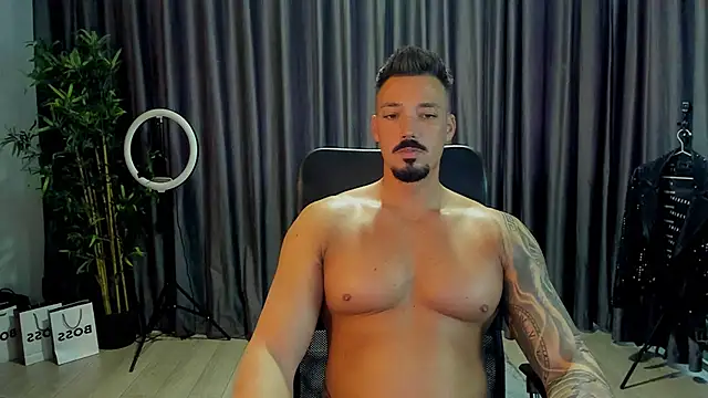 Snapshot of HaydenSpearss chatting on 05.10.26 HaydenSpearss online show from 05.10.26