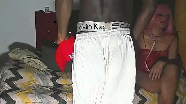 Snapshot of blackWhite_hot chatting on 09.17.25 blackWhite hot online show from 09.17.25