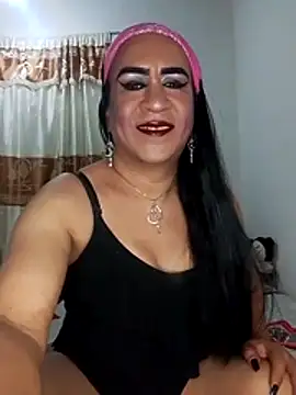 Snapshot of Natasha_Hart chatting on 12.23.25 Natasha Hart online show from 12.23.25