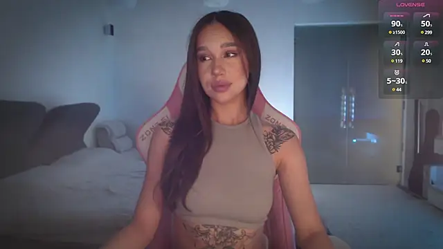 Snapshot of march_mellow chatting on 12.08.24 march mellow online show from 12.08.24