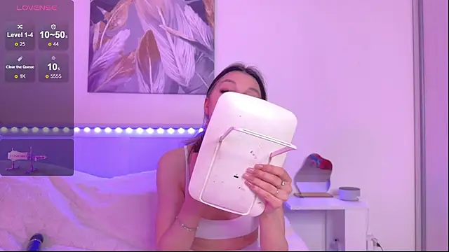 Veronica leal online show from 10.03.25