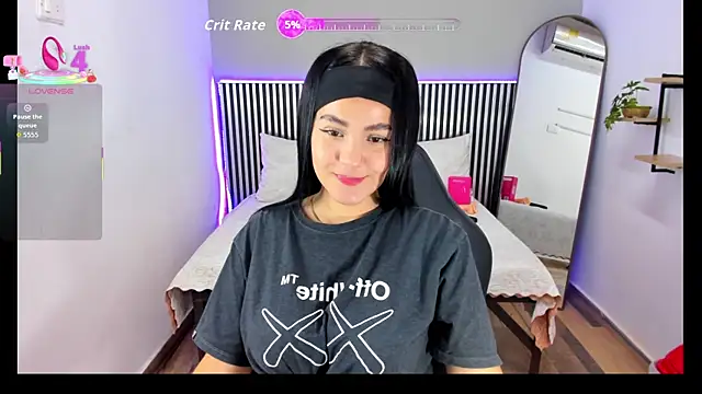 Snapshot of Hanah_Greey chatting on 09.25.25 Hanah Greey online show from 09.25.25