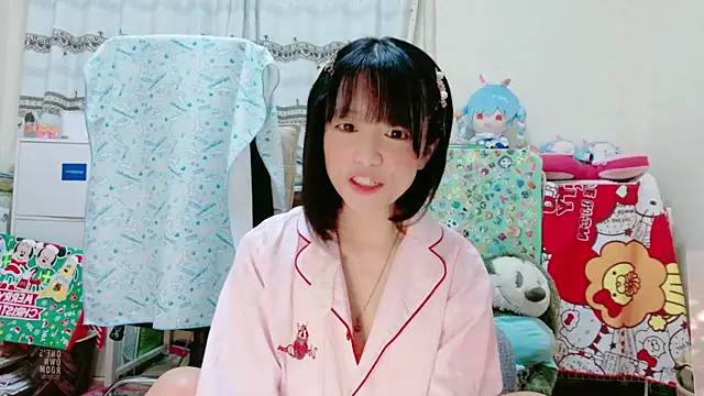 Snapshot of renapiyon8182 chatting on 01.29.25 renapiyon8182 online show from 01.29.25