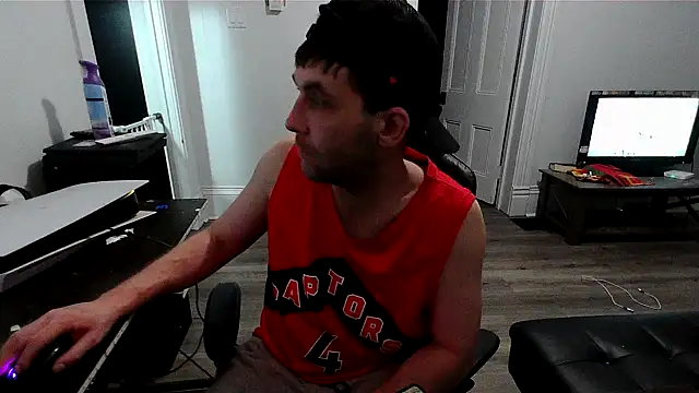 Snapshot of Superoz77 chatting on 12.05.25 Superoz77 online show from 12.05.25