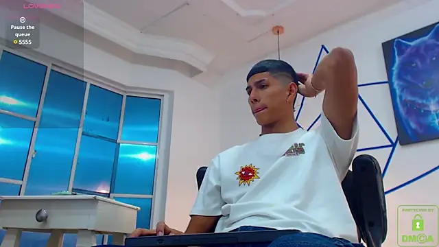 Snapshot of Valerio_20 chatting on 12.15.24 Valerio 20 online show from 12.15.24