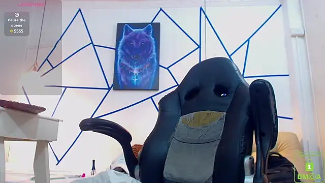 Snapshot of Valerio_20 chatting on 12.17.24 Valerio 20 online show from 12.17.24