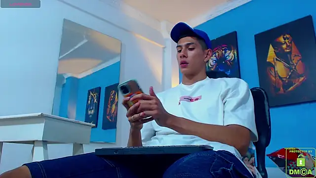 Snapshot of Valerio_20 chatting on 01.13.25 Valerio 20 online show from 01.13.25