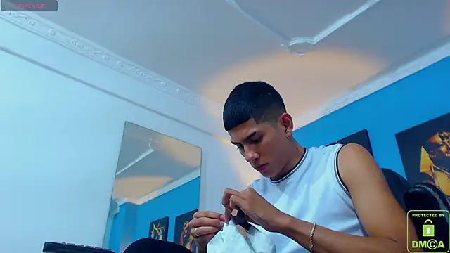 Snapshot of Valerio_20 chatting on 01.22.25 Valerio 20 online show from 01.22.25