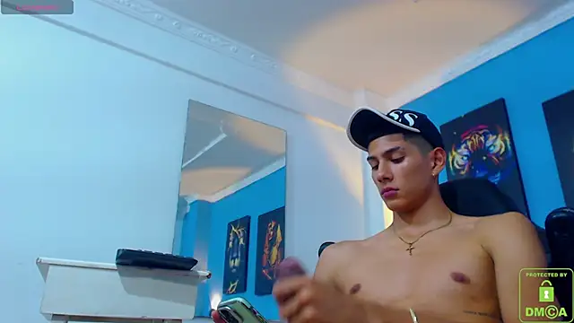 Snapshot of Valerio_20 chatting on 01.22.25 Valerio 20 online show from 01.22.25