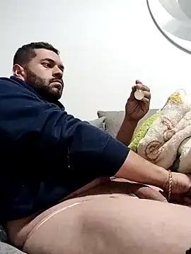 Snapshot of Rober2230 chatting on 01.11.25 Rober2230 online show from 01.11.25