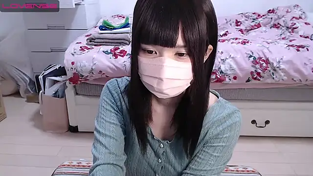 Snapshot of AMI___oO chatting on 12.03.24 AMI oO online show from 12.03.24